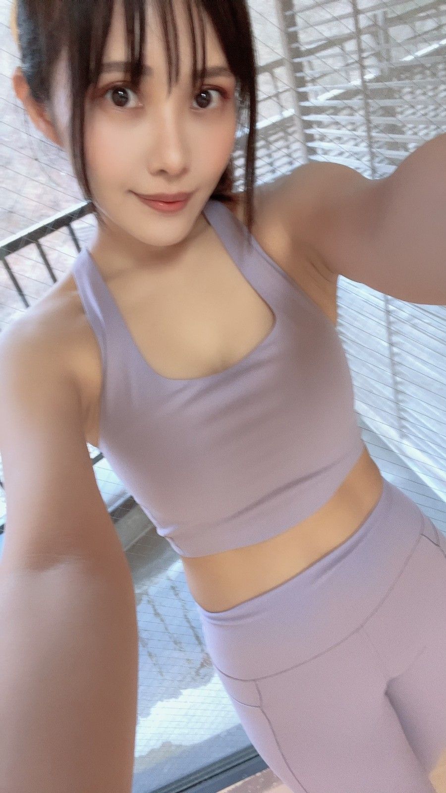 MODEL (MI-TAKA) - Image 4