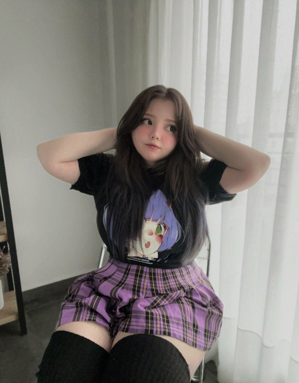 MODEL (CE-OO) - Image 2