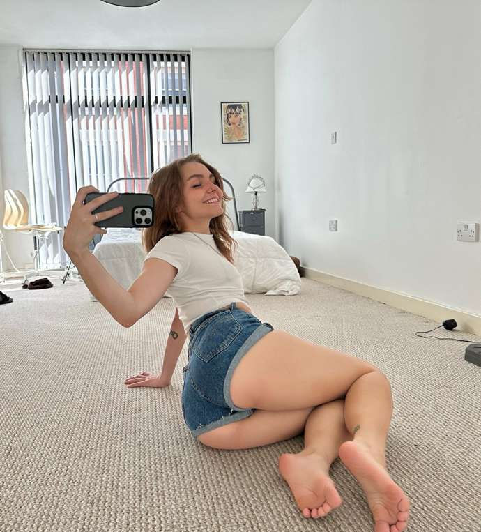 MODEL (C-N4TE) - Image 2