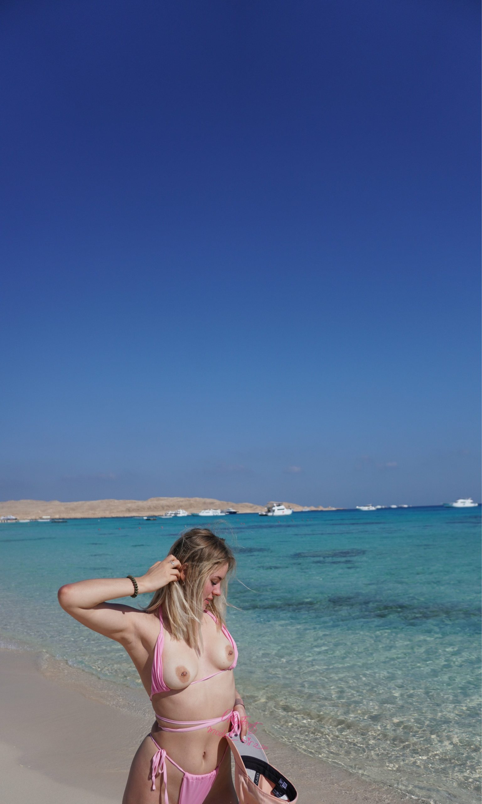 MODEL (43-MIRA) - Image 3