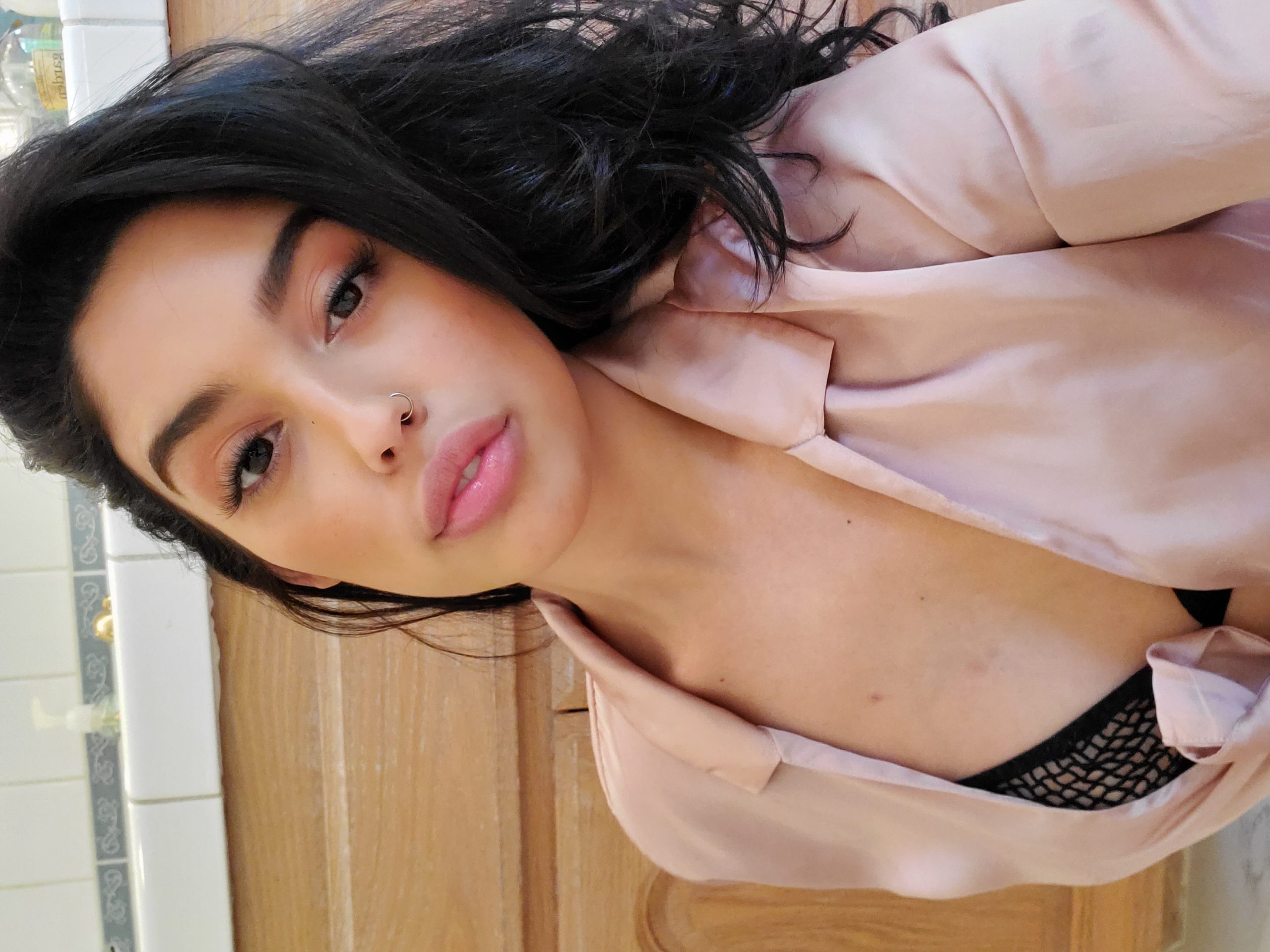 MODEL (3!3 (V) - Image 3