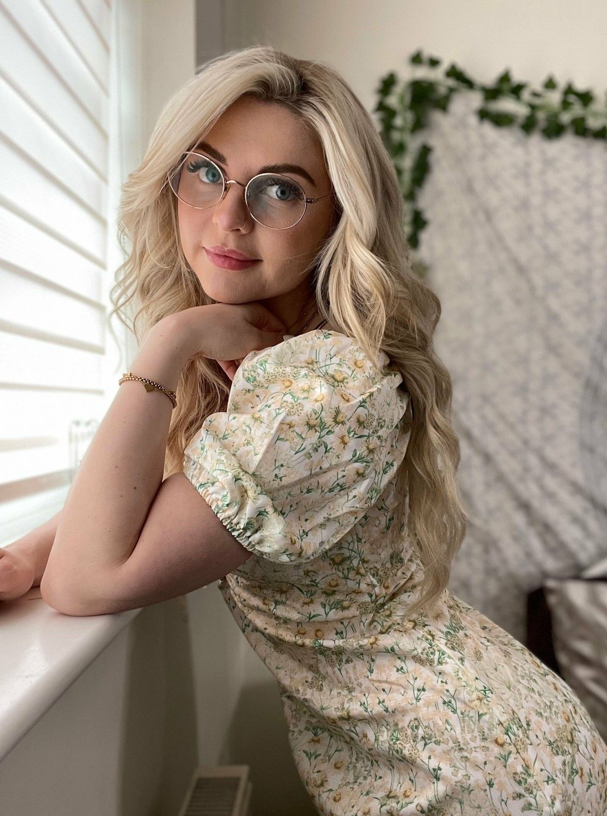 MODEL (LI-LUC(80) - Image 6