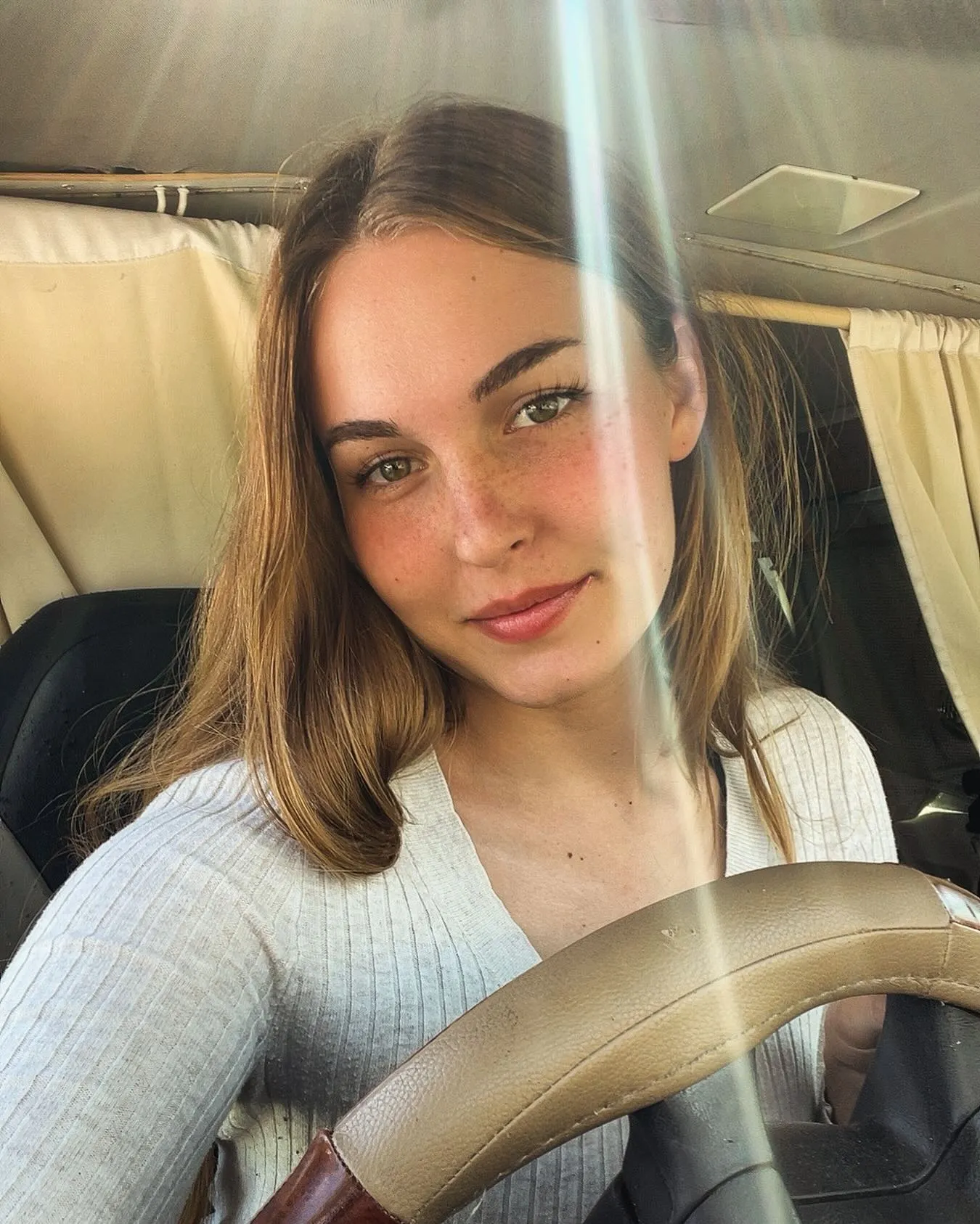 MODEL (A6H-II) - Image 3